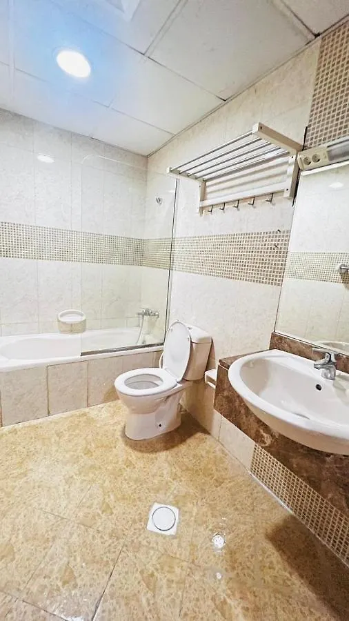 Traveller Partition Room In Al Barsha 1 Near Metro Dubaj Spojené arabské emiráty