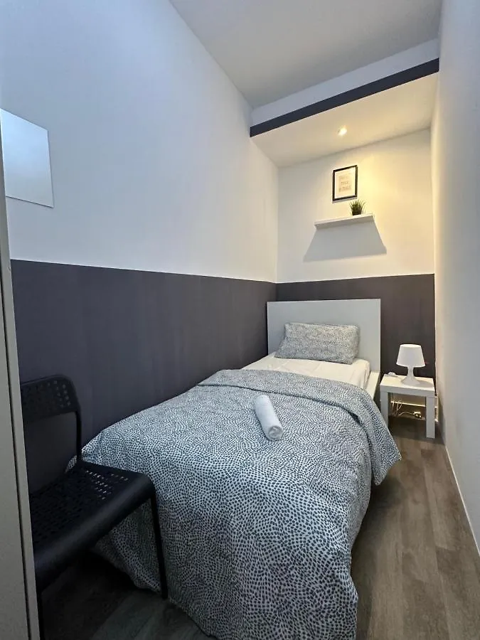 Traveller Partition Room In Al Barsha 1 Near Metro Dubai