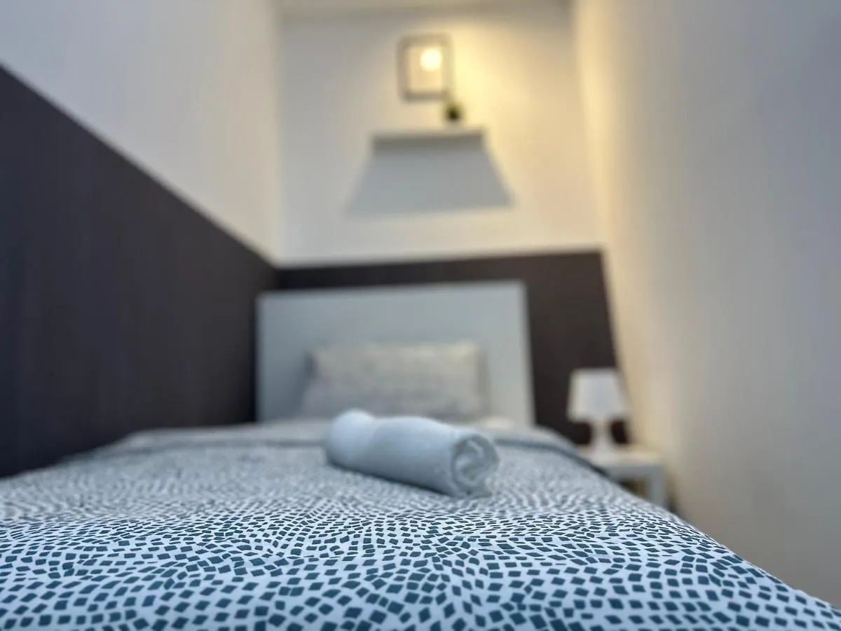 Traveller Partition Room In Al Barsha 1 Near Metro Dubai United Arab Emirates