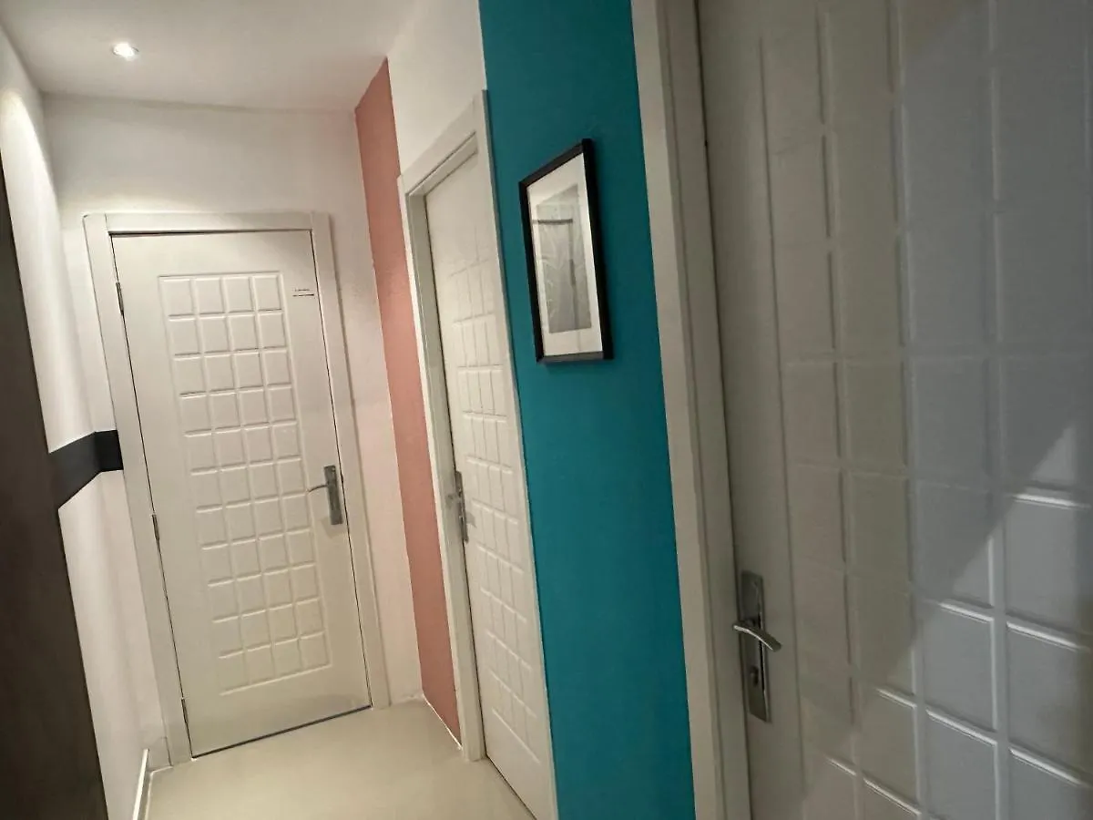 Traveller Partition Room In Al Barsha 1 Near Metro Dubai 0*,